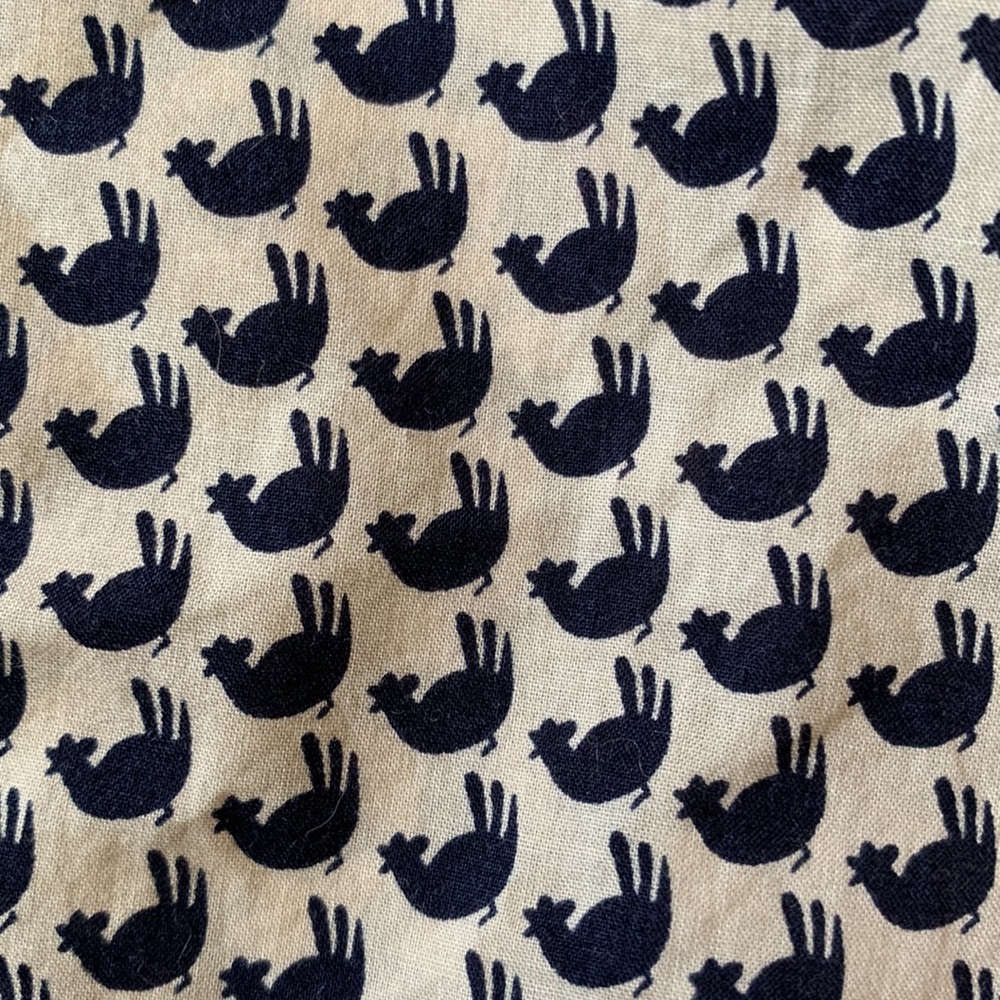 Cute Bird print 🐦 top NWOT